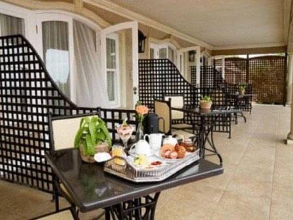 Auberge Hollandaise Guest House - dining room